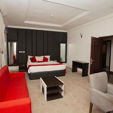 Grand Palazzo Hotel Gwarimpa Abuja Ngoại thất bức ảnh