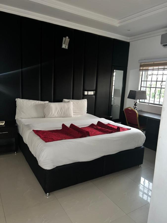 Grand Palazzo Hotel Gwarimpa Abuja Ngoại thất bức ảnh